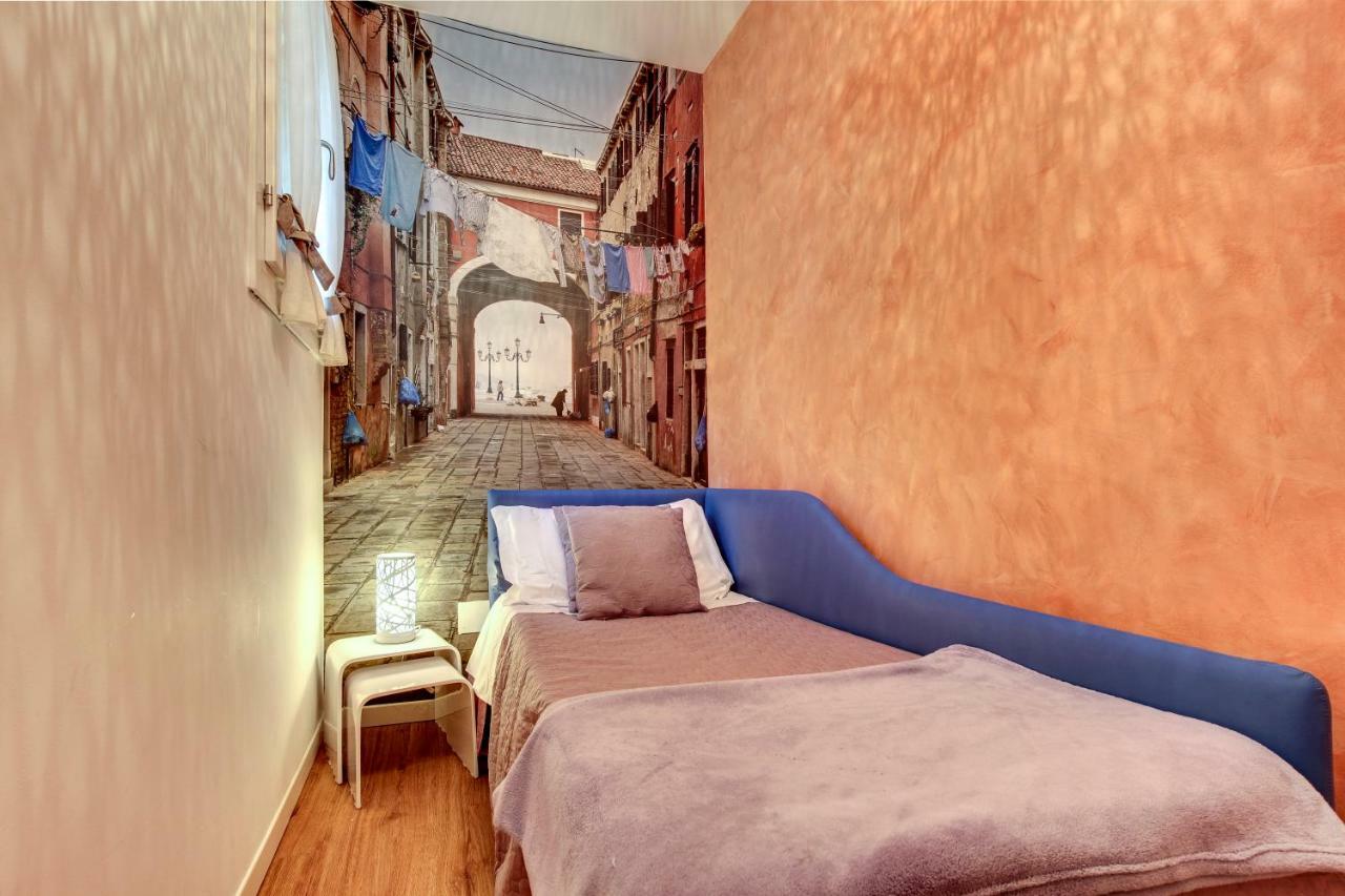 Charming Castello Apartments Βενετία Εξωτερικό φωτογραφία